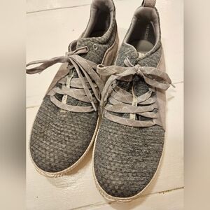 Sorel Gray Athletic Shoes